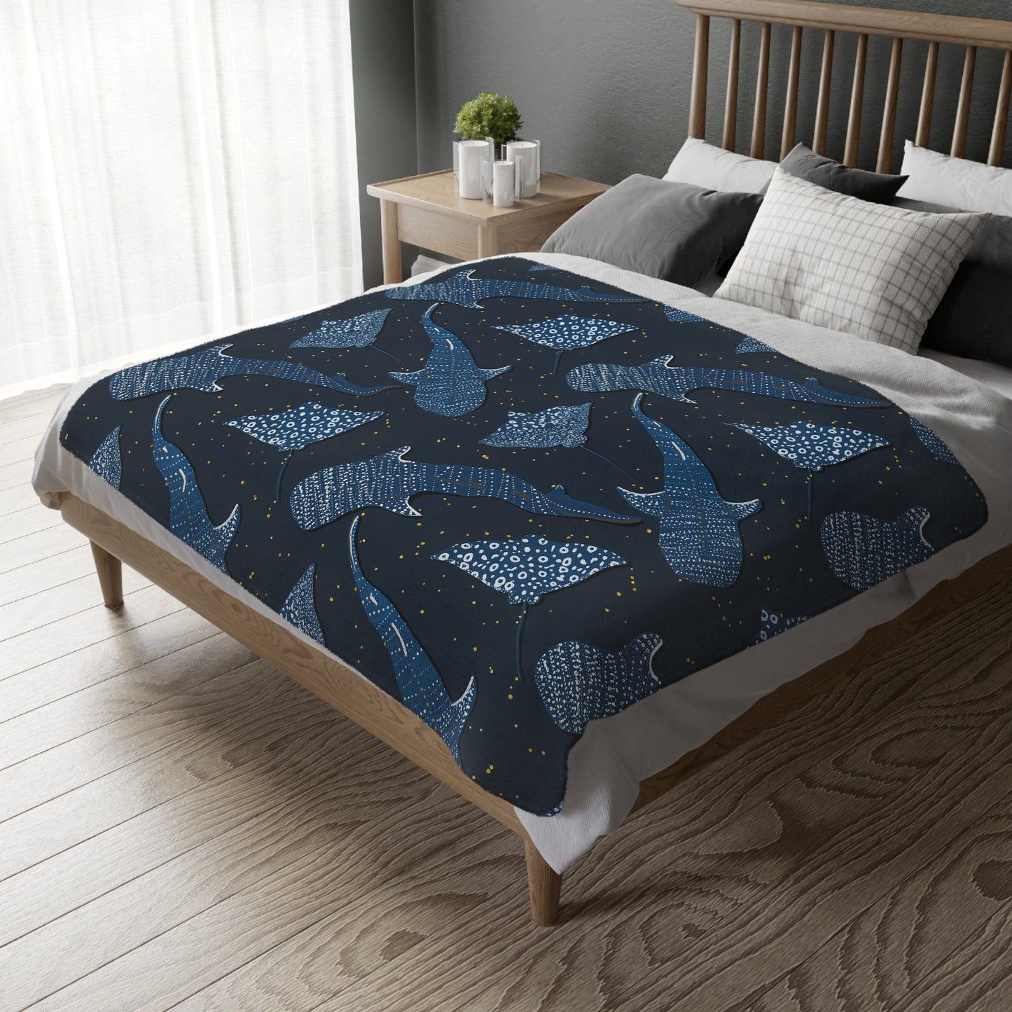 Sharks & Rays Velveteen Microfiber Blanket (Two-sided print)